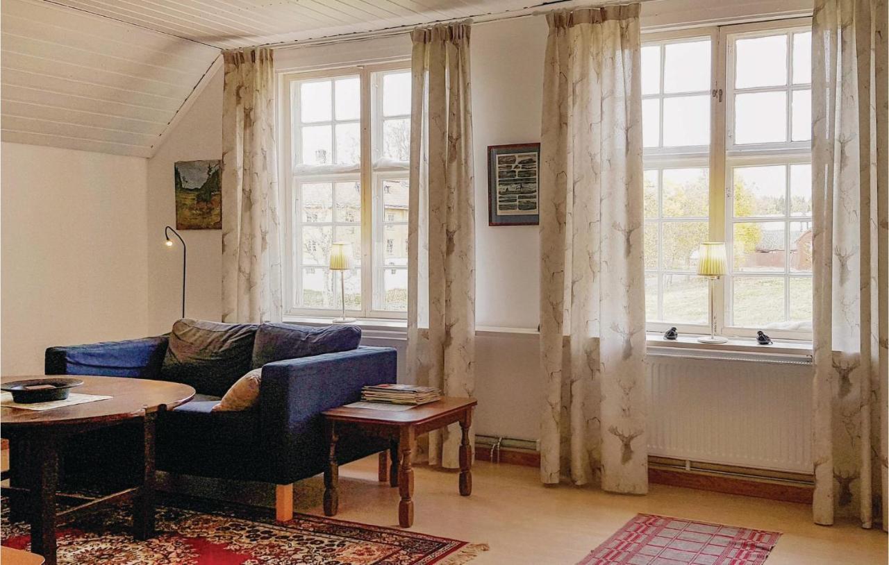Nice Home In Mantorp With Kitchen 外观 照片